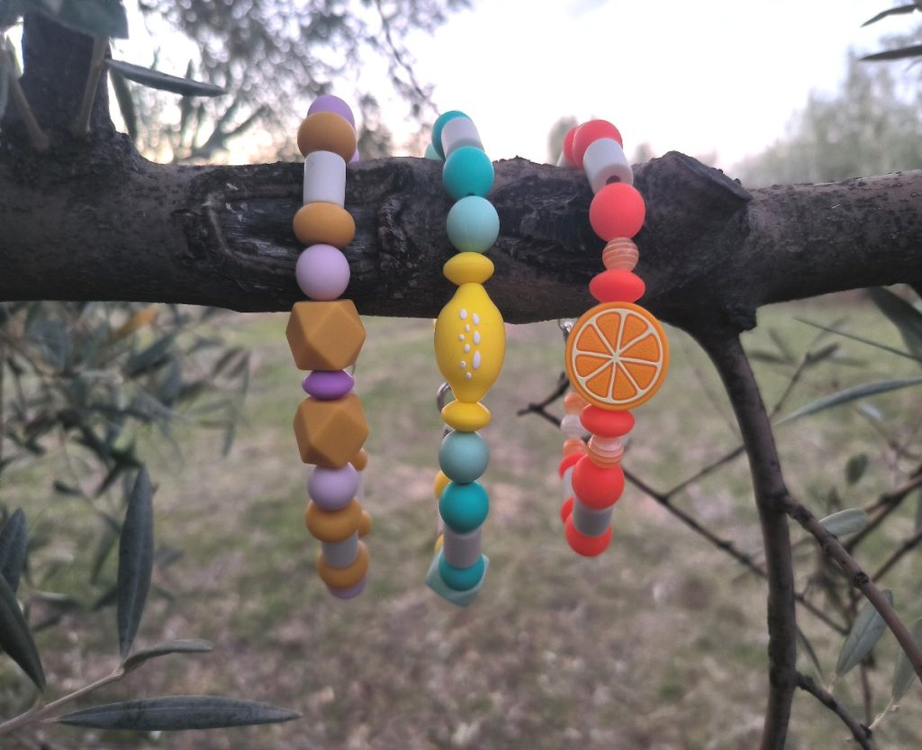 venta de producto para perros y gatos, collar antiparasitario para perros y gatos natural, imagen de repiki shop